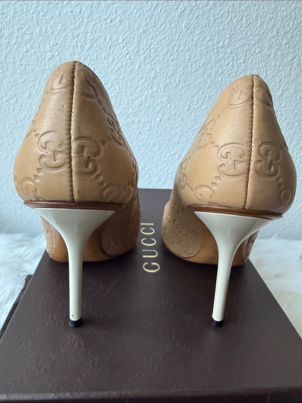Gucci Beige Embossed GG Peep-Toe Leather Heels - Picture 7 of 10